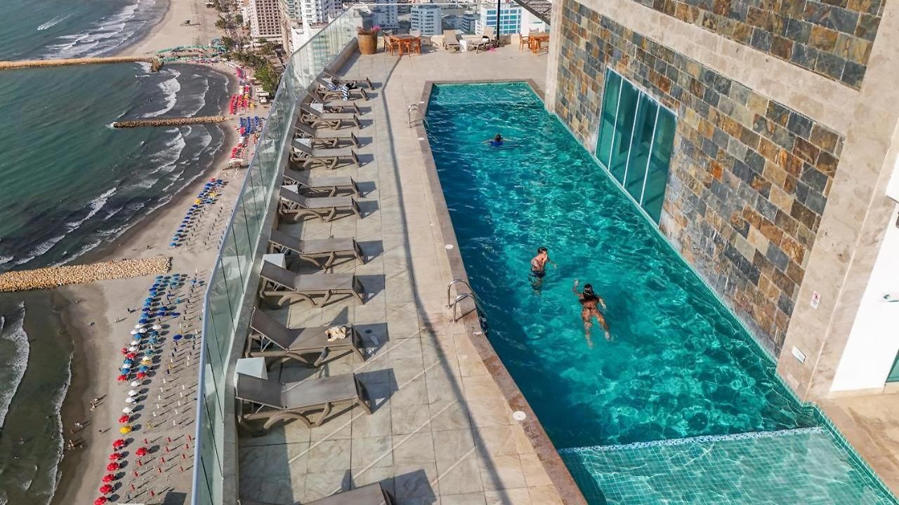 Frente Al Mar, Piscina Piso 38